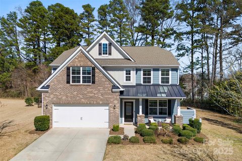 15916 Foreleigh Road sold home in Lakemont, Huntersville, NC