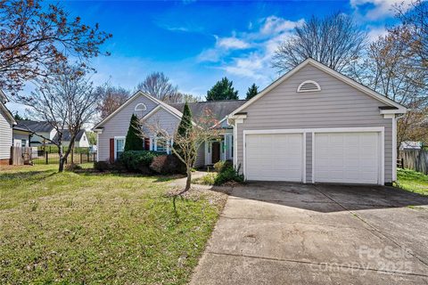8402 Albury Walk Lane