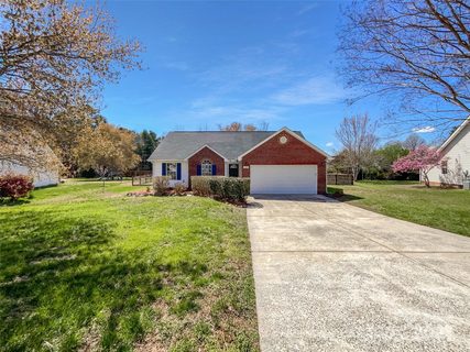 1025 Ridgefield Circle sold home in Ridgefield, Indian Trail, NC