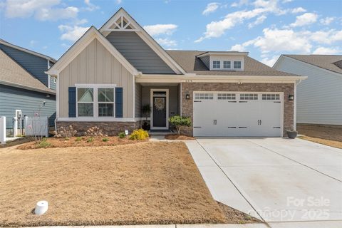6419 Cambridge Drive sold home in Davis Creek, Harrisburg, NC