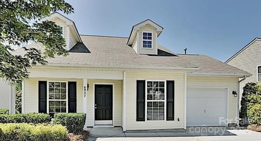 6927 Seney Drive sold home in Creekside At Coulwood, Charlotte, NC
