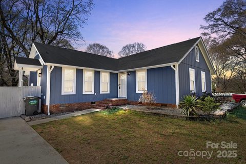 9418 Stately Oak Lane sold home in Timber Creek, Mint Hill, NC