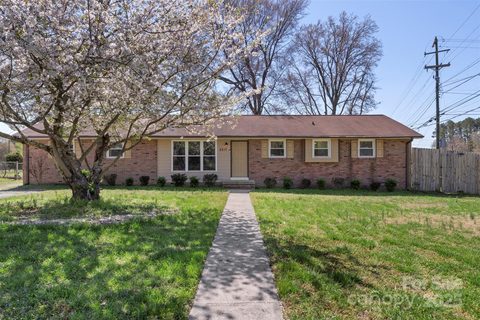 2217 Parkdale Avenue sold home in Pinecrest, Gastonia, NC