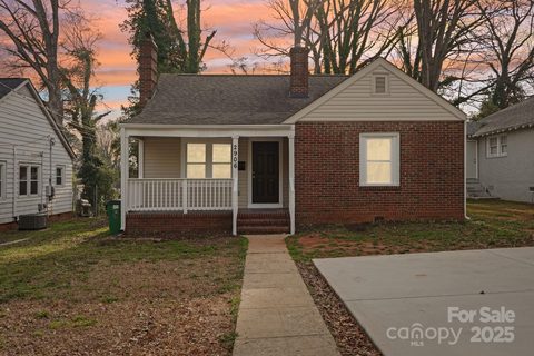 2906 Rush Avenue sold home in Park View, Charlotte, NC