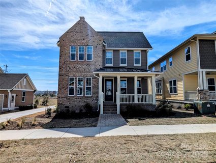 279 Luray Way