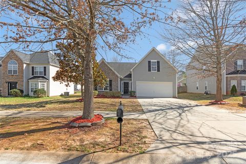 1911 Kingstree Drive sold home in Lexington Commons, Monroe, NC