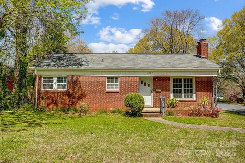 3229 Enfield Road