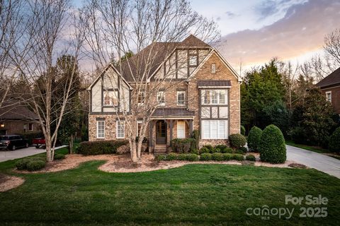 223 Glenmoor Drive