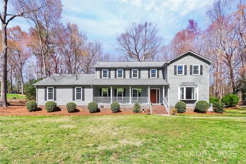 3500 Oxbow Court sold home in Providence Ridge, Matthews, NC