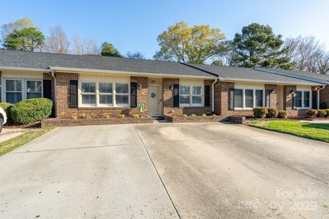 504 Camrose Circle