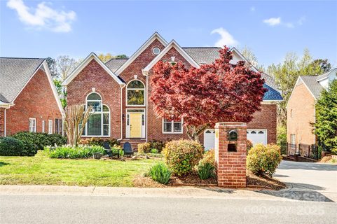 201 N Brackenbury Lane sold home in Laodicea, Charlotte, NC