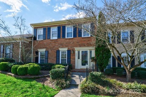 4351 Woodglen Lane sold home in Carmel Hollow, Charlotte, NC