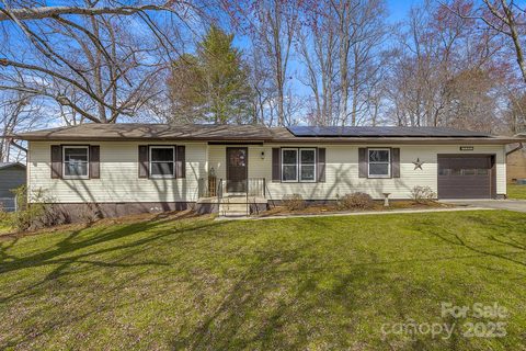 110 Cannon Drive sold home in Cannon Woods, Hendersonville, NC