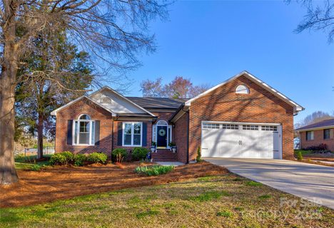118 Springway Drive sold home in Southwood Park, Kannapolis, NC