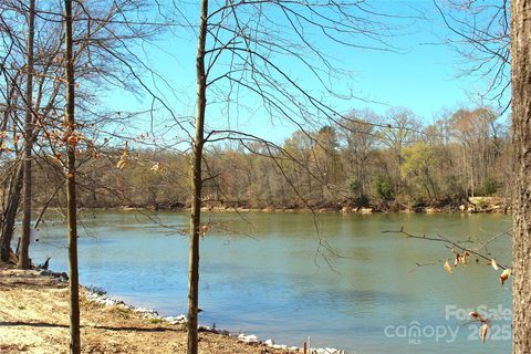 133 Dockside Lane sold home in River Oaks Landings, Statesville, NC