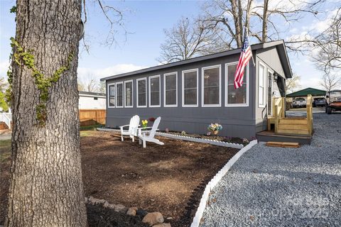 167 Holly Harbor Trail 169/170