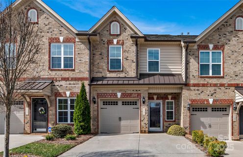 5141 Farm House Trail sold townhome in Wyngate Village, Winston Salem, NC