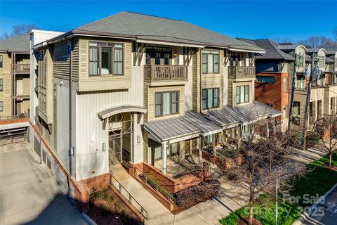 317 E Tremont Avenue