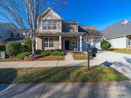 17212 Hampton Trace Road sold home in Caldwell Station, Huntersville, NC