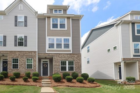 8232 Waxhaw Highway sold townhome in Main Street Station, Waxhaw, NC