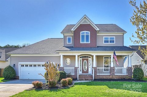 8816 Castle Cliff Drive sold home in Castle Cliff, Matthews, NC