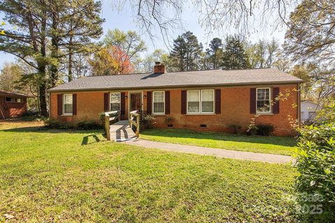 7210 Lakeside Drive