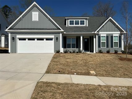 2566 Red Hill Street 60
