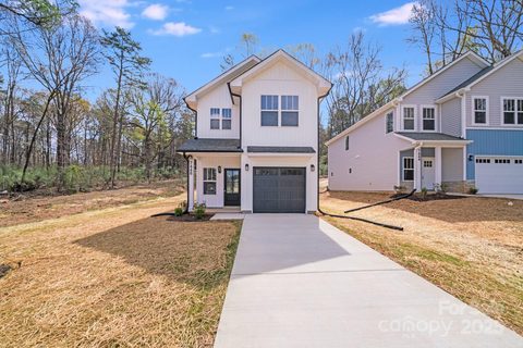 7448 Malabar Road sold home in Norman Park, Huntersville, NC