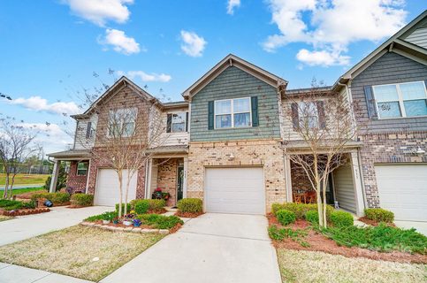 Previously sold for $330,000