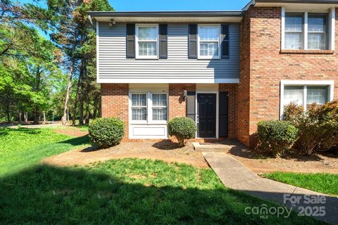 1205 Scaleybark Road A sold townhome in Pines at Woodlawn, Charlotte, NC