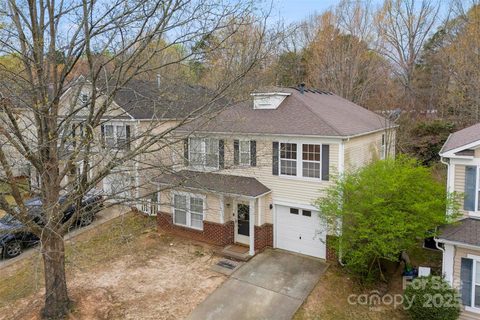 2011 Dunsmore Lane