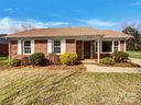 2224 Thornfield Road sold home in Charlotte, SC
