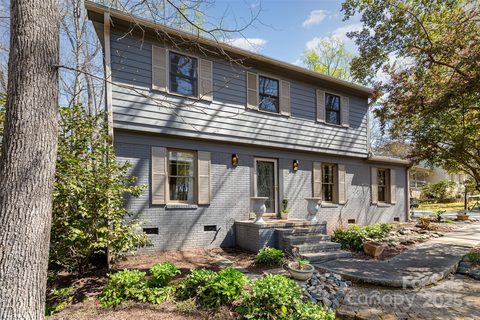 929 Autumnwood Lane sold home in Autumnwood, Charlotte, NC