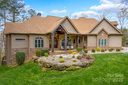135 Frostcliff Lane sold home in Mooresville, SC
