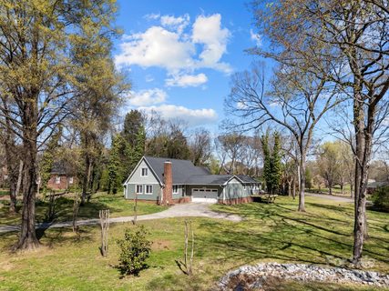 3647 Glen Haven Drive sold home in Carolando, Concord, NC