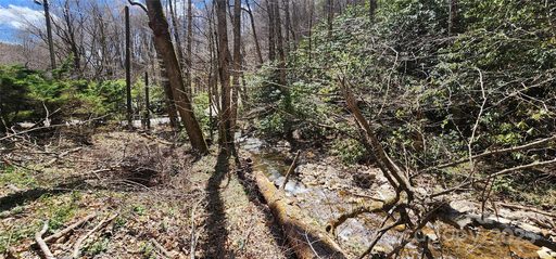 24 Village Lane pending home in Villages Of Plott Creek, Waynesville, NC