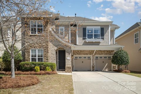 9422 Ridgeforest Drive sold home in Ardrey Woods, Charlotte, NC