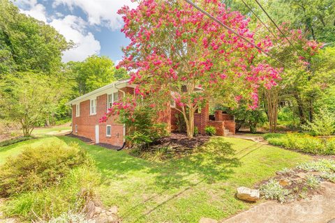 52 King Street sold home in Jackson Park, Asheville, NC