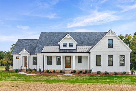 1503 Baileys Run sold home in Baileys Farm, Gastonia, NC