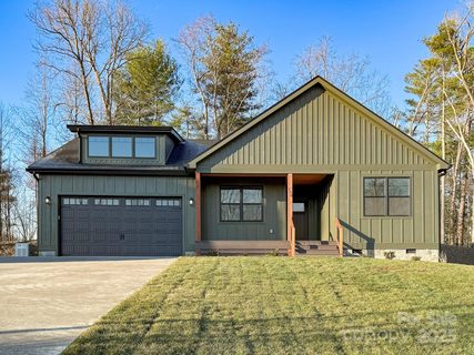 136 Byron Forest Drive sold home in The Cottages at Byron Forest, Horse Shoe, NC