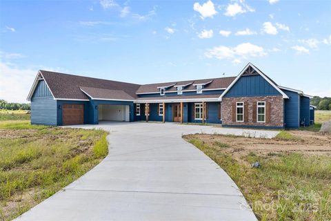 2296 Bridgewater Road sold home in Lowland Meadows, Rock Hill, SC