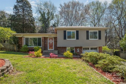 1421 Sherwood Drive sold home in Sherwood Forest, Kannapolis, NC