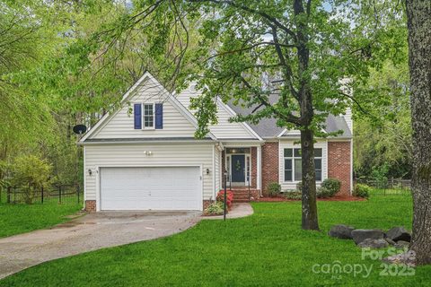 11333 Snapfinger Drive sold home in Williamsburg, Charlotte, NC