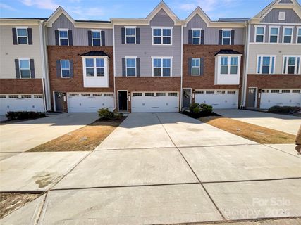 2557 Grantham Place Drive