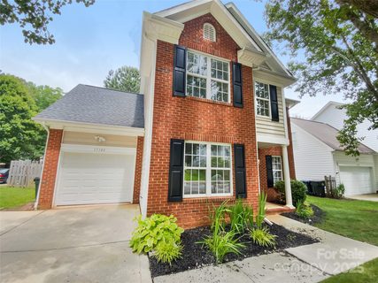 15188 Eric Kyle Drive sold home in Stone Hollow, Huntersville, NC