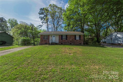 619 Center Street sold home in Green Acres, Gastonia, NC