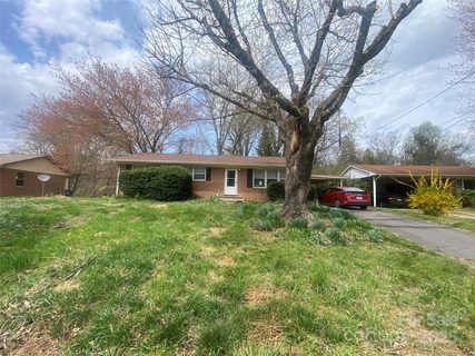21 Birchwood Lane sold home in Parkway Forest, Asheville, NC