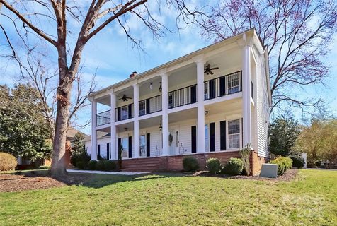 8600 Peyton Randolph Drive sold home in Williamsburg, Charlotte, NC