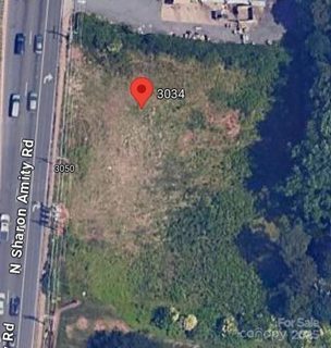 3034 N Sharon Amity Road active lot in Sharon Amity Royal Townhomes, Charlotte, NC