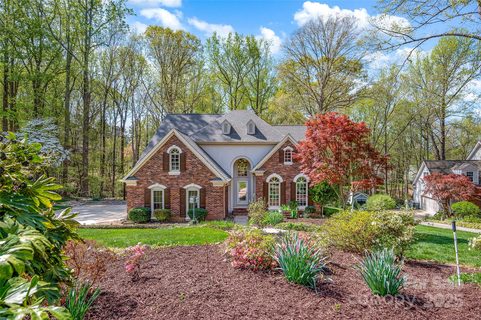 125 Cove Creek Loop 18 sold home in Pine Isle, Mooresville, NC